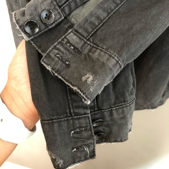 Man X One Teaspoon Shirt Medium Black Pull Over Denim Distressed Grunge - Picture 11 of 14